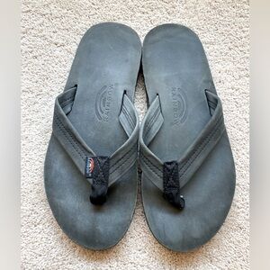 Men’s Large Rainbow Flip Flops, Size L